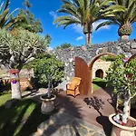 Serenitas Villa